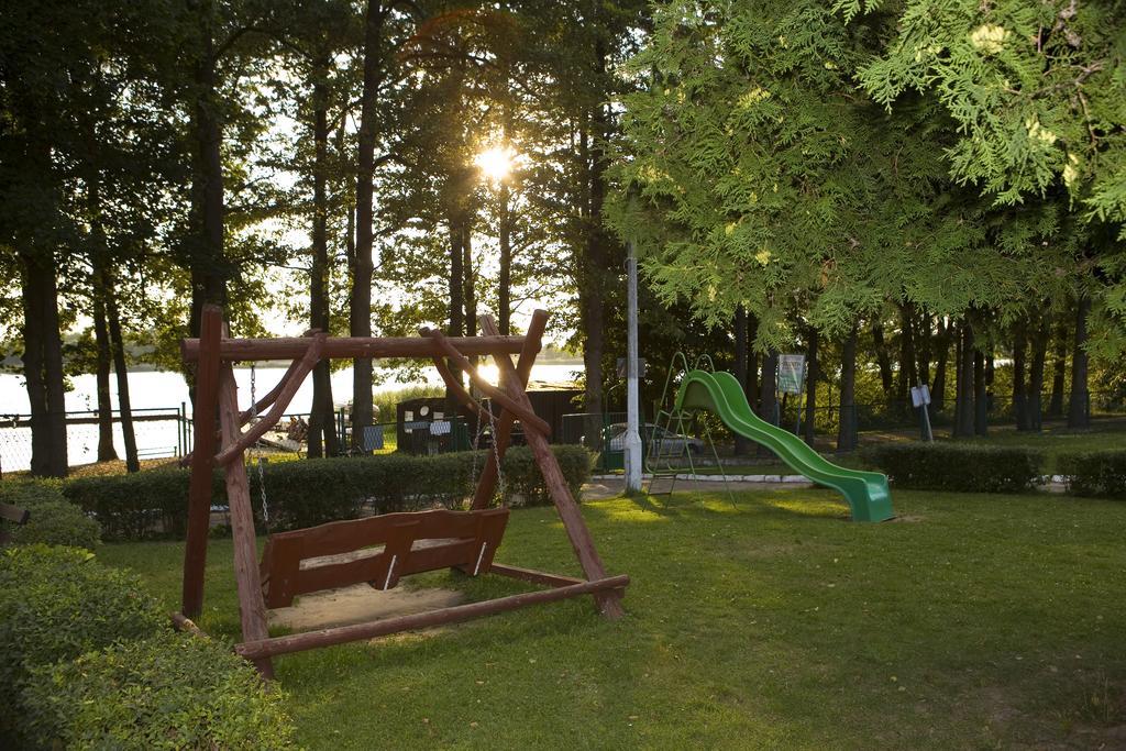 فندق Osrodek Wypoczynkowy Dolomity Jedwabno المظهر الخارجي الصورة
